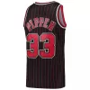 Men's Chicago Bulls Scottie Pippen #33 Swingman NBA Classic Jersey 1995/96 - buybasketballnow.net