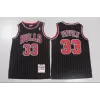 Men's Chicago Bulls Scottie Pippen #33 Swingman NBA Classic Jersey 1995/96 - buybasketballnow.net