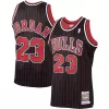 Men's Chicago Bulls Michael Jordan #23 NBA Classic Jersey 95-96 - buybasketballnow.net