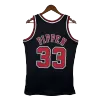 Men's Chicago Bulls Bulls Pippen #33 Swingman NBA Classic Jersey 1997/98 - buybasketballnow.net